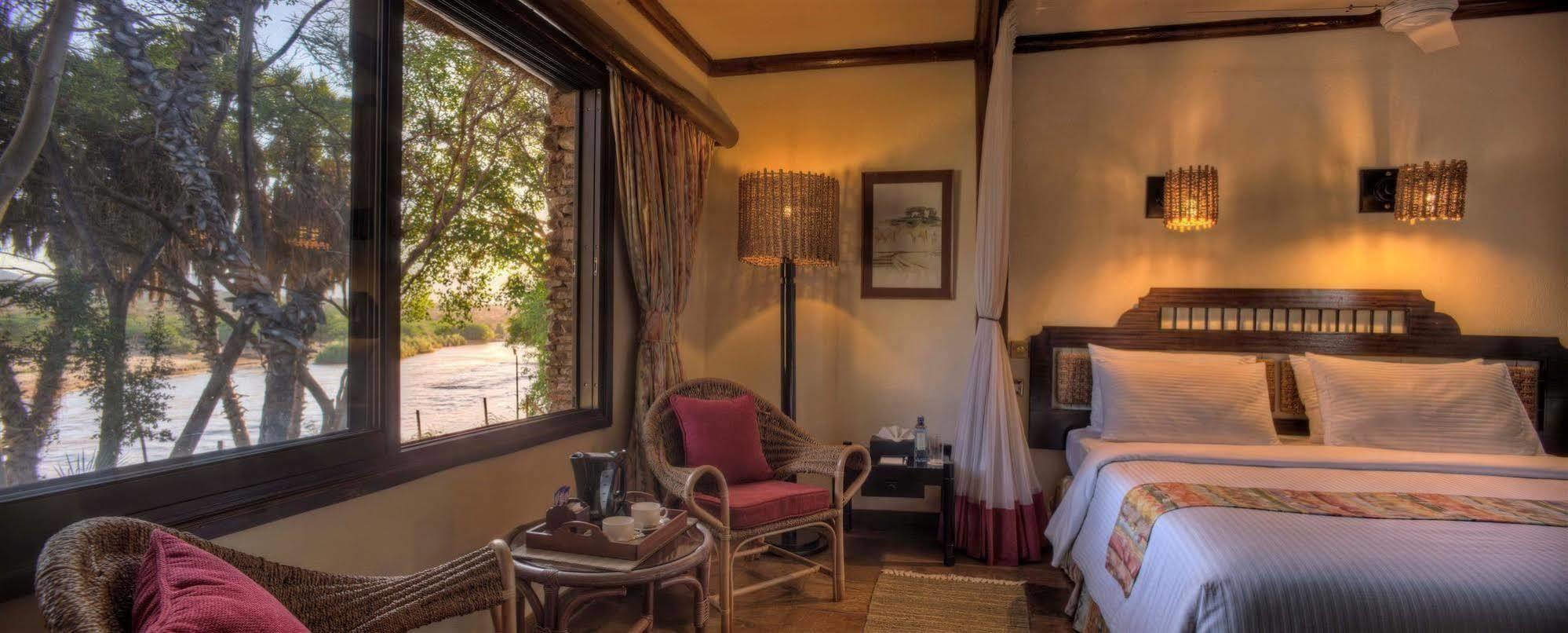 Sarova Shaba Game Lodge Archers Post Dış mekan fotoğraf