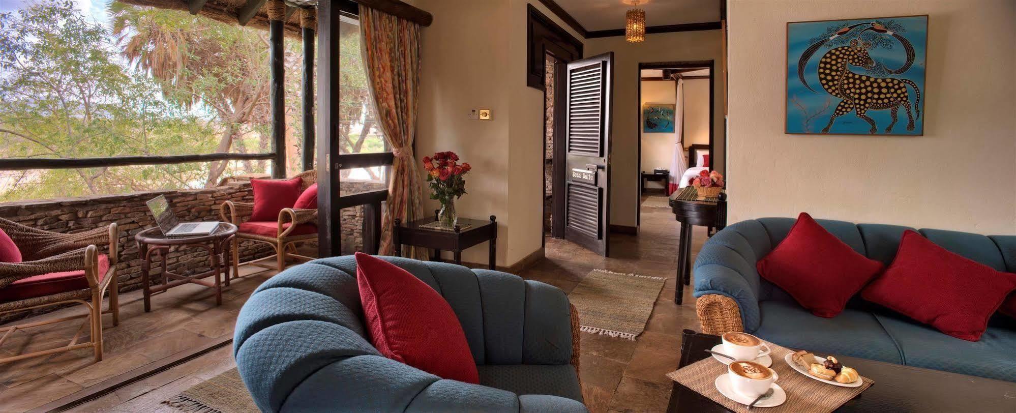 Sarova Shaba Game Lodge Archers Post Dış mekan fotoğraf