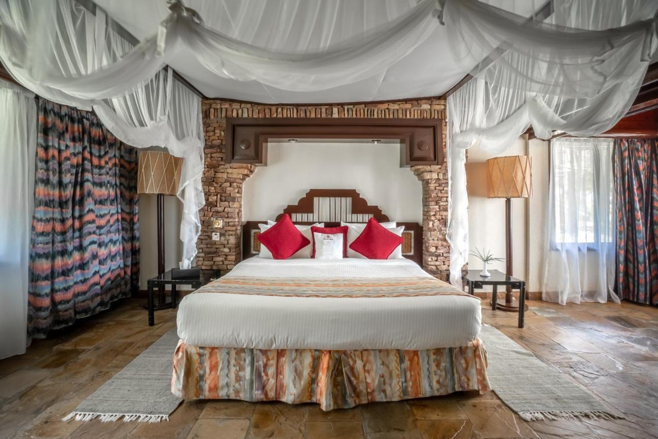 Sarova Shaba Game Lodge Archers Post Dış mekan fotoğraf